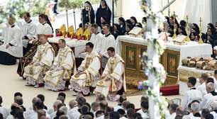 Vaticano estabelece regras para reintegração de padres e leigos tradicionalistas