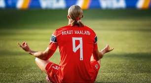 O que significa o outro nome na camisa de Haaland?