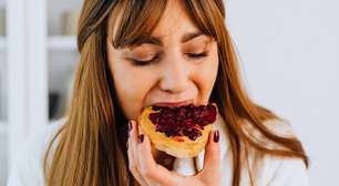 Saiba quais alimentos evitar antes de dormir para melhorar sua saúde