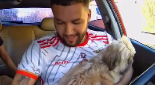 Motorista de aplicativo reencontra cachorro perdido da família durante corrida no RJ; veja vídeo