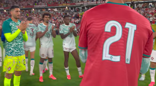 Cristiano Ronaldo vai às lágrimas em homenagem para Diogo Jota contra Croácia