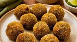 Bolinho de feijoada na Airfryer crocante e sem fritura