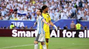 Messi x Vozinha: goleiro deixa a Copa gigante após duelo épico com craque