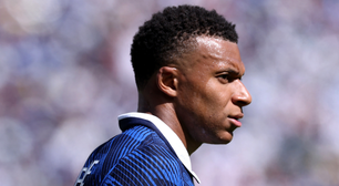 Poucos sabem, mas antes da Copa de 2026, Mbappé foi alvo de racismo e transfobia após suposto romance com modelo trans que posou na Playboy; hoje, vive affair com atriz de 'Elite'