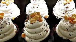 Chantilly: creme leve e aerado conquistou a confeitaria mundial e dá pra fazer em casa