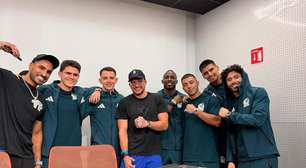 Jogadores do México devolvem R$ 5 milhões em relógios a youtuber; entenda