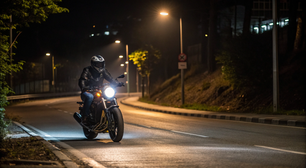 Como viajar de moto à noite, com segurança? Veja dicas