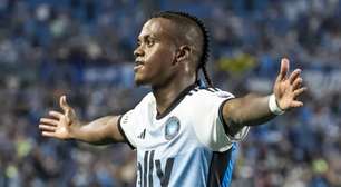 Salário de Kerwin Vargas agrada Athletico-PR e atacante pode fechar: "Valores"