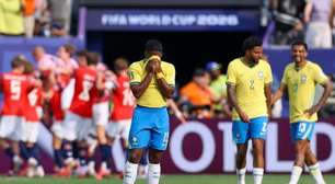 Endrick lamenta chance perdida e promete dar a volta por cima na Seleção