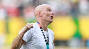 Técnico da Noruega revela comemoração de vitória sobre o Brasil: "Coca-Cola e chocolate"