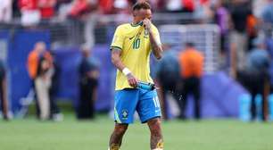 Jornalista da Globo celebra última copa de jogadores da Seleção Brasileira