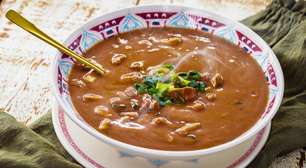 Sopa de feijão cremosa: receita prática para os dias frios