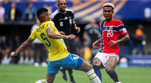 Casemiro chora após eliminação e lamenta sonho frustrado na Copa: "Difícil achar palavras"