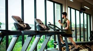 Esteira ou ar livre? Estudos revelam qual tipo de corrida exige mais do corpo; confira