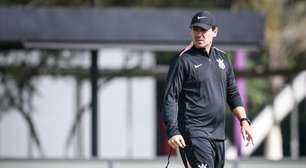 Diniz promove treino tático em reapresentação do Corinthians