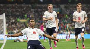 Inglaterra suporta pressão, frustra mexicanos em volta ao Azteca e encara a Noruega nas quartas