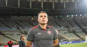 Vitória encerra rumores e garante permanência de Jair Ventura