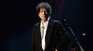 Todos os 35 guitarristas que já tocaram na banda de Bob Dylan