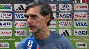 Scaloni se emociona após virada da Argentina e elogia elenco: 'Esses garotos me emocionam'