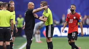 Egito faz queixa à Fifa contra árbitro da partida contra a Argentina