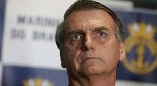 PF cumpre mandado de busca na casa de Bolsonaro à procura de armas