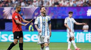 Argentina ressurge no fim e garante classificação dramática às quartas da Copa do Mundo