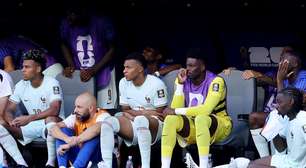 Mbappé revela como está após deixar vitória da França com dores