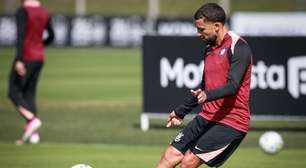 Com a volta de Labyad, Diniz faz ajustes para amistoso do Corinthians