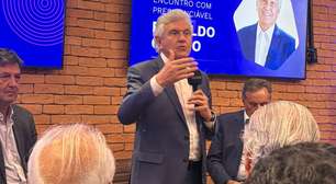 Na Associação Comercial do Rio, Ronaldo Caiado fala a empresários e cutuca Flávio Bolsonaro