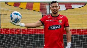 Internacional negocia contratação do goleiro José Contreras