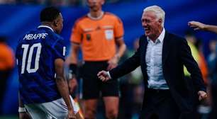 Alheio a polêmicas, Deschamps avança por um final apoteótico na França