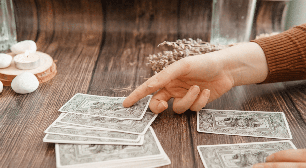Tarot do dia: previsão para os 12 signos em 09/07/2026