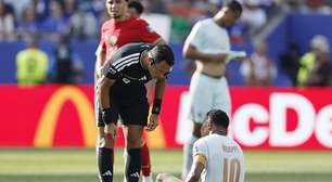 Mbappé tranquiliza torcedores após sentir o tornozelo e sair de campo contra o Marrocos: 'Está tudo bem'