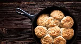 Pão de iogurte na frigideira: receita macia, prática e perfeita para o café da manhã