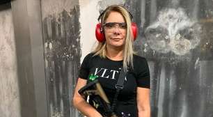 Ex-mulher de Bolsonaro tem R$ 227 mil bloqueados pela Justiça Eleitoral