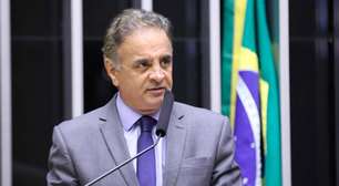 Aécio Neves desiste de disputar Presidência e diz que PSDB mira projeto para 2030
