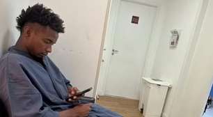 Esposa de Thiago Mendes se explica após postagem: "Piada nossa"