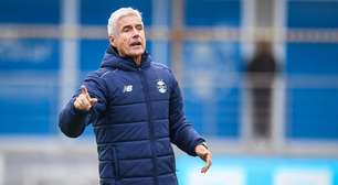 Luís Castro recebe notícia inesperada sobre Braithwaite antes de Cruzeiro x Grêmio