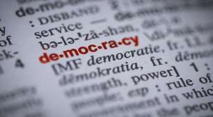 Da democracia substantivo à democracia adjetivo e verbo: uma breve História dos valores democráticos