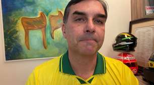 Flávio lê carta de Bolsonaro, que pede para diferenças serem 'deixadas de lado'