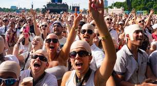 Pitbull entra para o Guinness com recorde de maior reunião de pessoas usando 'toucas de careca' em festival de Londres