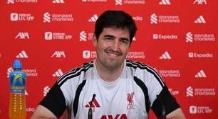 Apresentado no Liverpool, Iraola pede reforços para a temporada: "Precisamos de mais"