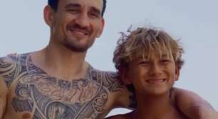 VÍDEO: Filho de Max Holloway provoca Conor McGregor após vitória no UFC 329; assista