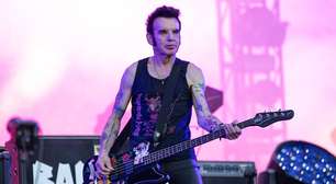 Simon Gallup será substituído pelo filho, Eden, em turnê do The Cure