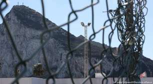 Dez anos após Brexit, cerca que separa Gibraltar da Espanha é removida