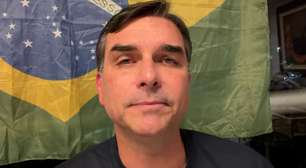 'Tentativa de interferir nas eleições desse ano', diz Flávio Bolsonaro sobre decisão de Moraes