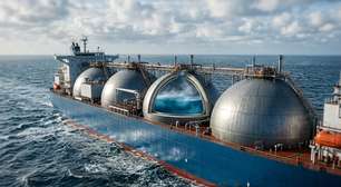 Navios metaneiros levam GNL a milhares de quilômetros usando tanques criogênicos de alta tecnologia