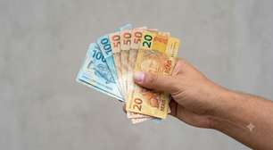 Saque de até R$ 6.220 é anunciado na CAIXA para milhares de trabalhadores brasileiros