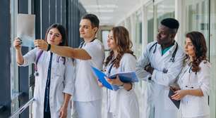 Projeto propõe suspender novos cursos de medicina por 5 anos