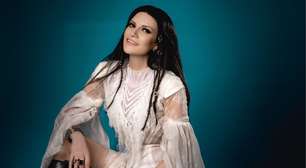 Laura Pausini se apresenta na final da Copa do Mundo ao lado de Robbie Williams e Nicole Scherzinger